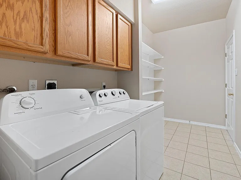 10808 Chippenhook Ct — Photo 28
