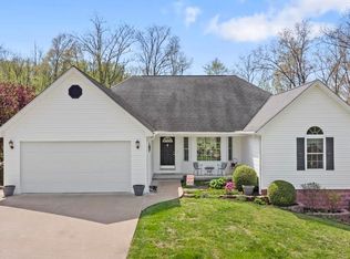 822 Arrowhead Dr, Ashland, KY 41102