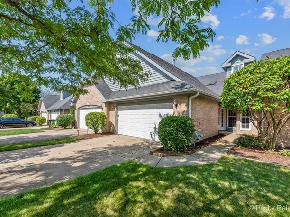 323 Wentworth Cir, Bloomingdale, IL 60108