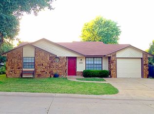 2202 E Post Oak Dr, Stillwater, OK 74075