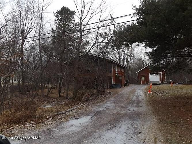 2nd image of 324 Cedar Dr