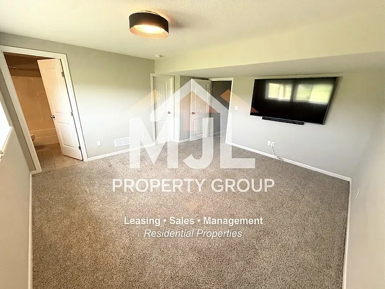 1505 Shane Ln — Photo 26