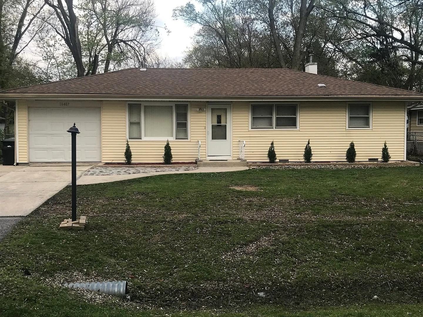 16407 Saint Louis Ave photo 1