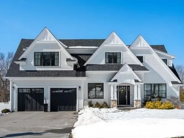 33 Maugus Hill Rd, Wellesley, MA 02481