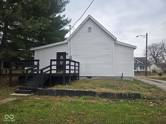 3rd image of 815 N Forest Ave