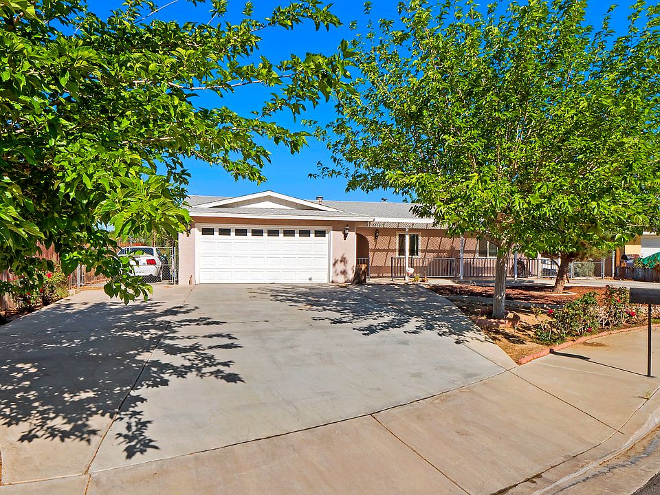 1st image of 14456 Crest Dr