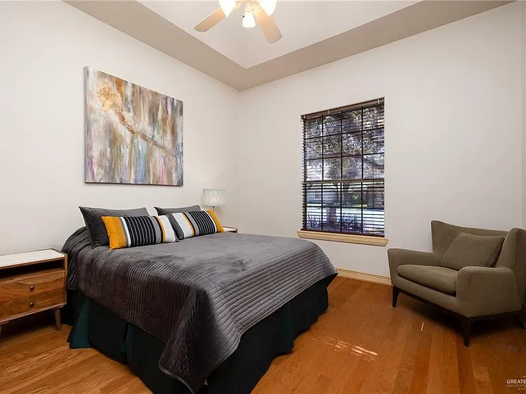 513 E Bluebird Ave — Photo 13