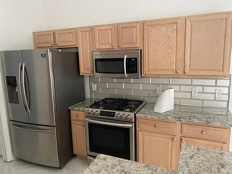 920 W Skyview Crossing Dr — Photo 8