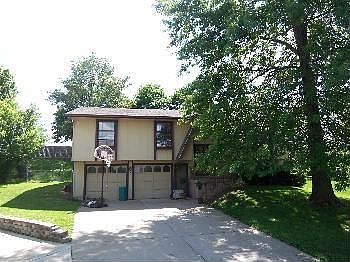 1st image of 30 S Vine View St
