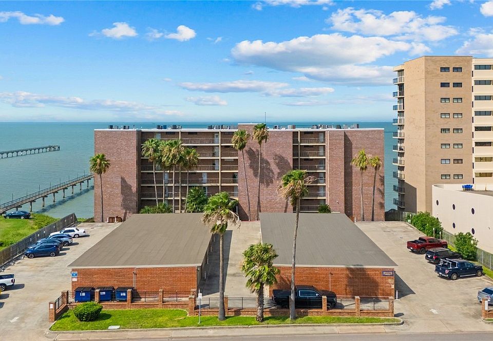 1st image of 4334 Ocean Dr APT 704