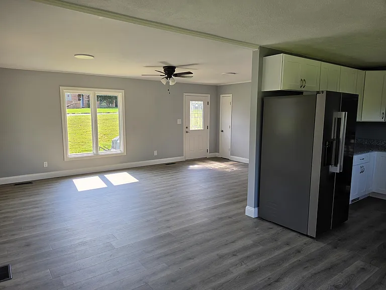421 River Bend Dr — Photo 15