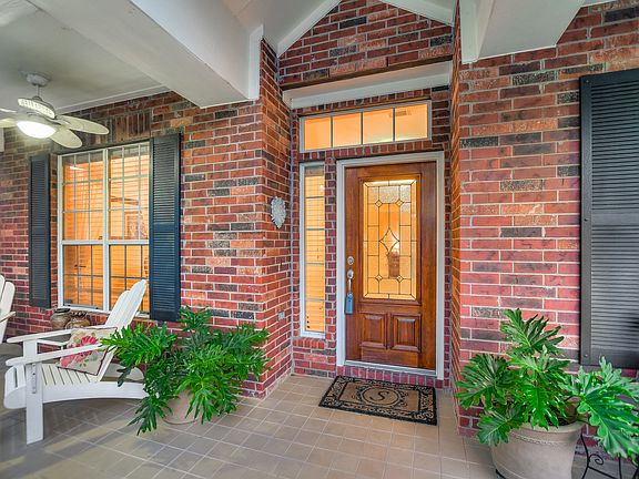 3rd image of 808 Tasha Ct