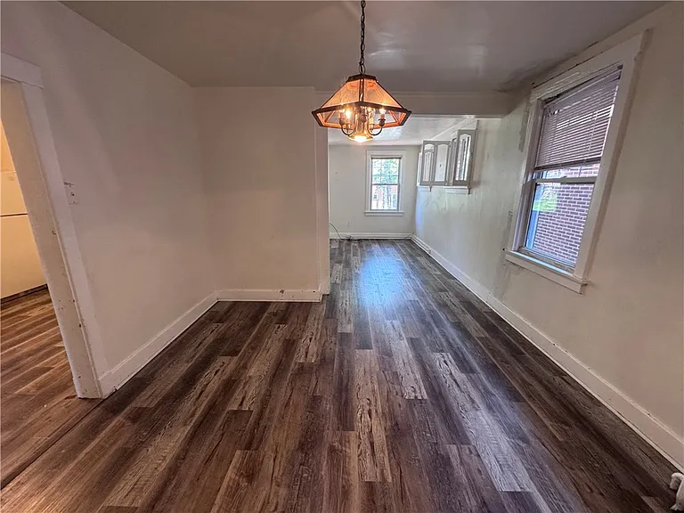 5944 Phillips Ave — Photo 7
