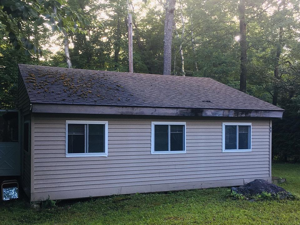 2nd image of 60 Ridge Ave