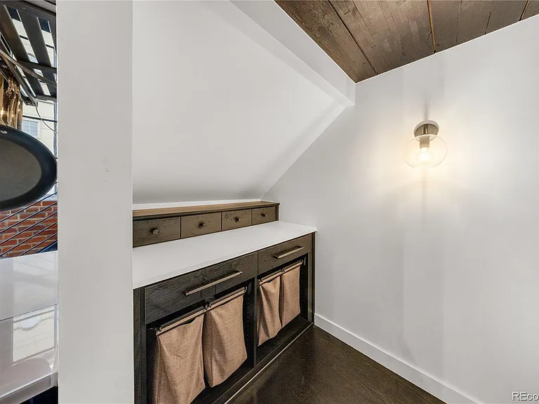 1090 Cherokee St #303 — Photo 16