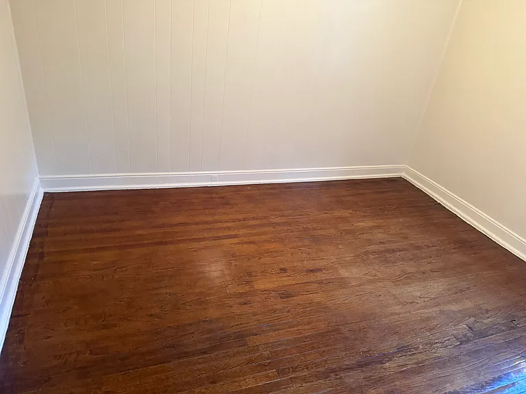 1139 Empire Ave #B — Photo 8