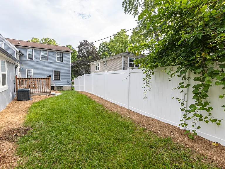 717 N Congress St #3 — Photo 4