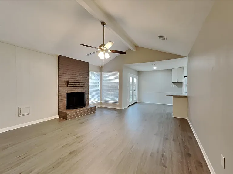 935 Red Rock Canyon Dr — Photo 2