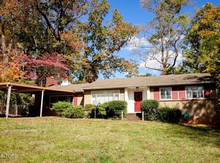 410 Seneca Rd, Knoxville, TN 37914