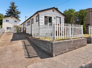 807 Columbia Street, Kelso, WA 98626