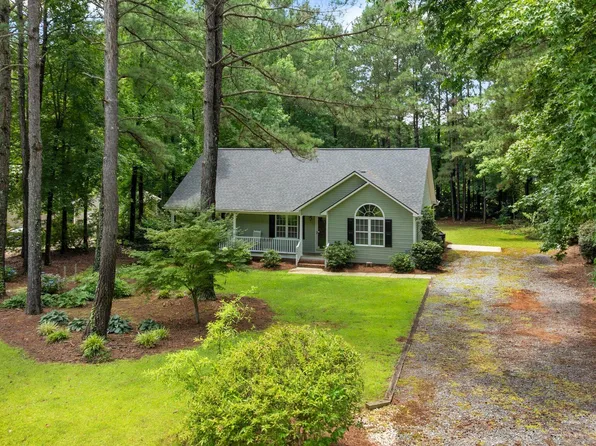 296 Gordon Farm Dr, Benson, NC 27504