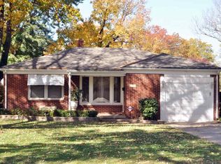 2253 S McAdam Dr, Wichita, KS 67218