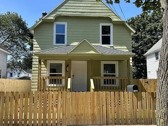 2nd image of 1820 High St