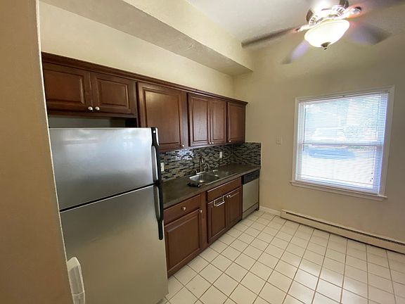 2nd image of 905 N Stephenson Hwy APT 29