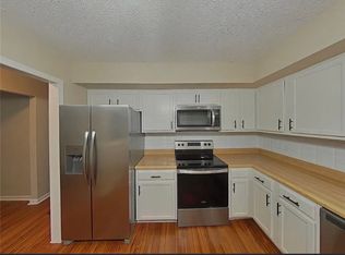 312 N Ryans Way, Saint Joseph, MO 64506
