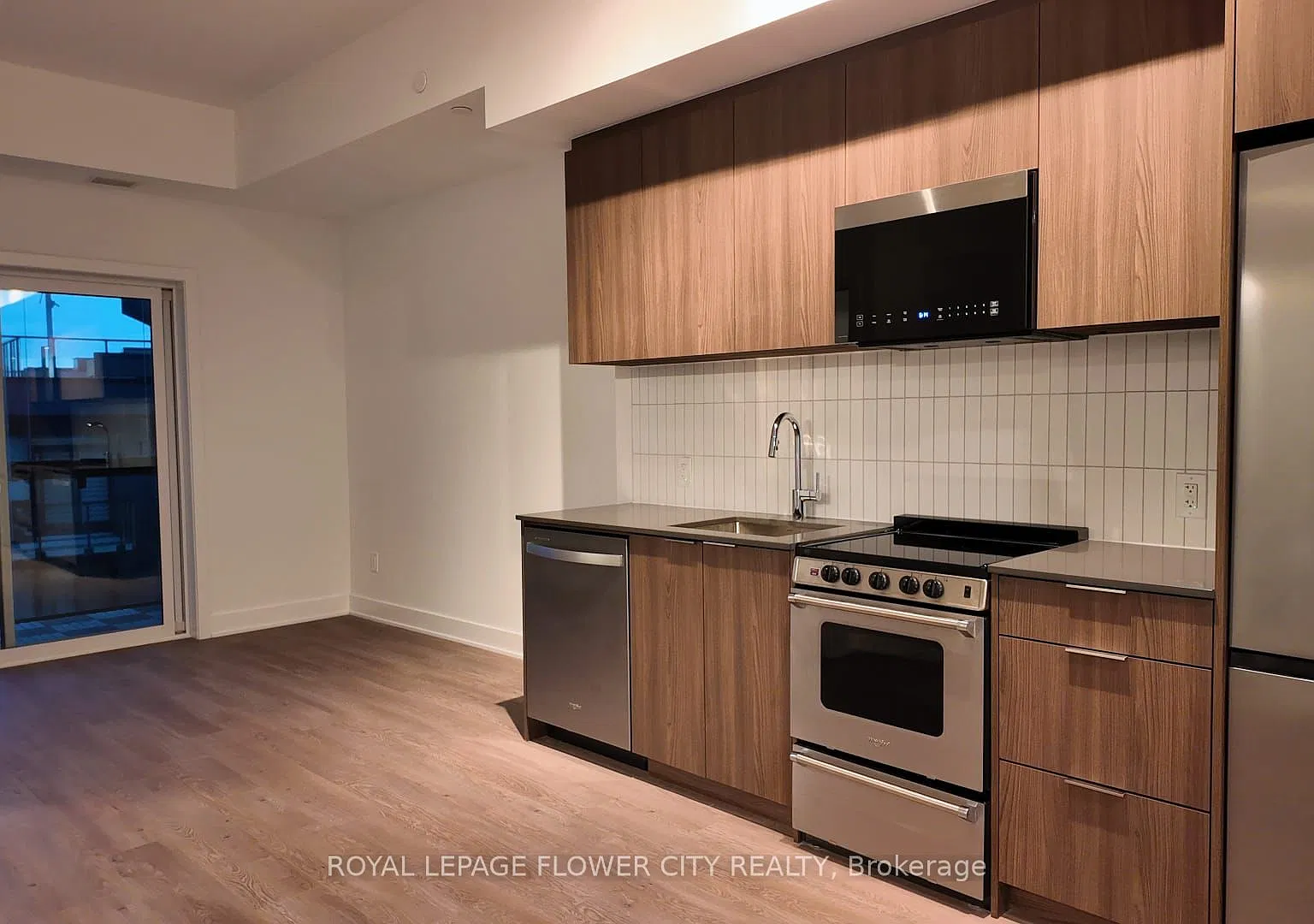 2 bed, $2,275 — Photo 3