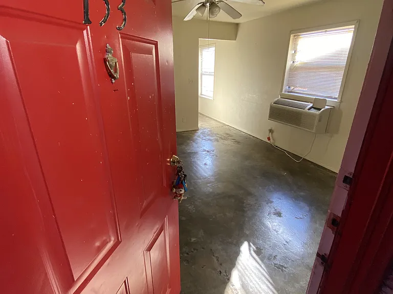 610 Montgomery Dr #SO153 — Photo 1