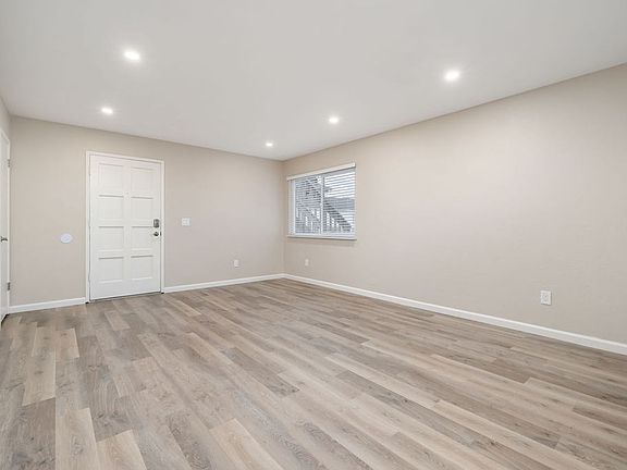2nd image of 450 Manhattan Ave #61