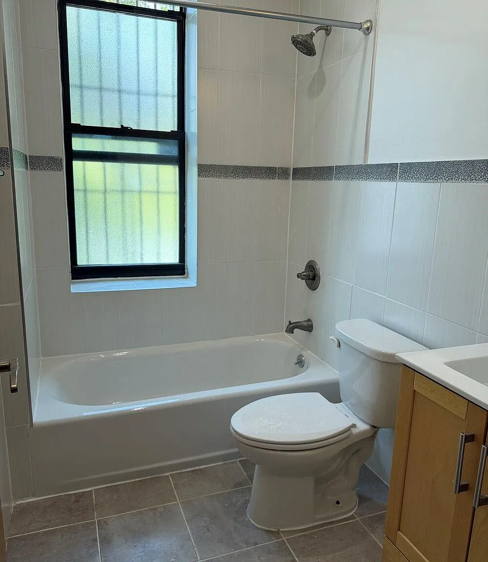 1 bed, 1.0 bath, $2,100 — Photo 4