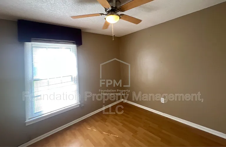 3656 Haughton Ln #2 — Photo 12