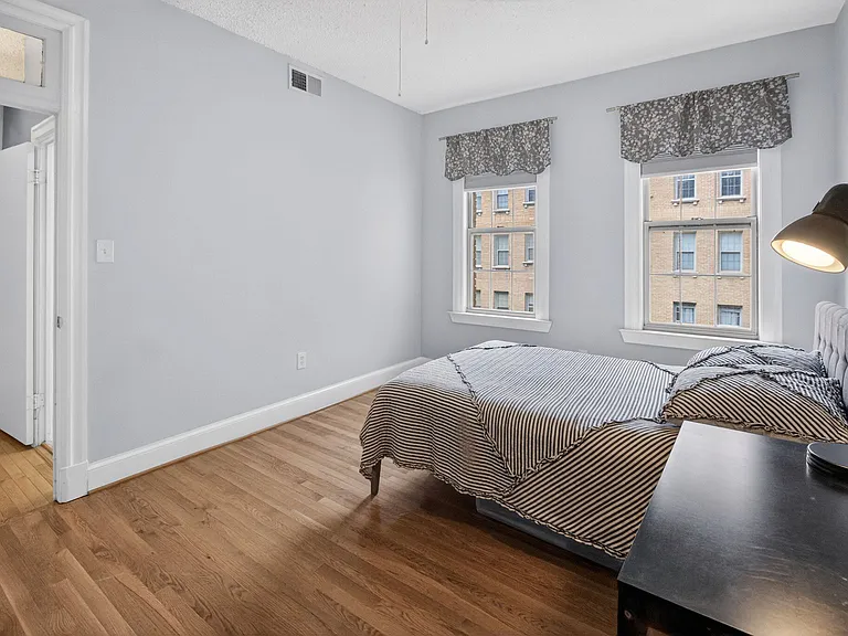 1401 Columbia Rd NW #319 — Photo 8