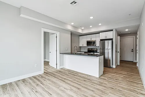 12 43rd St Photo 1