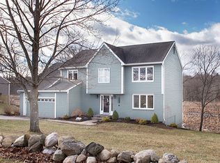 120 Long Meadow Hill Rd, Brookfield, CT 06804