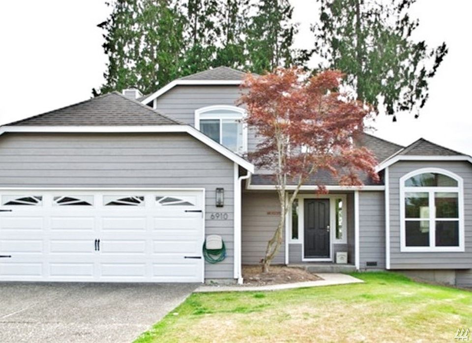 1st image of 6910 70th Ave NE