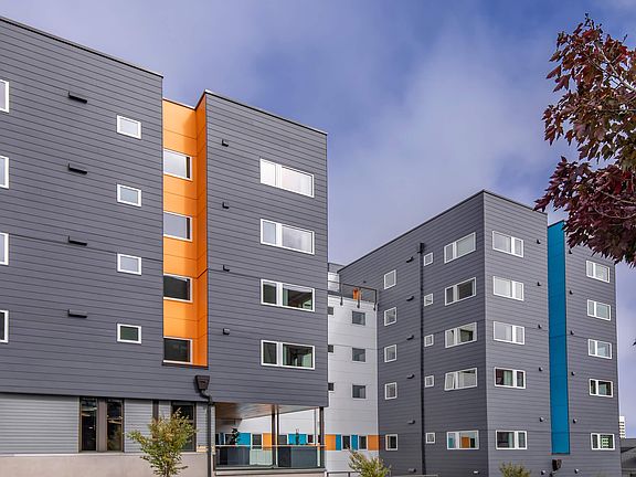 2nd image of 1353 Tacoma Ave S #403