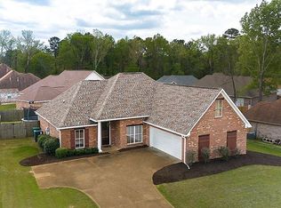 435 Huntington Dr, Jackson, MS 39272