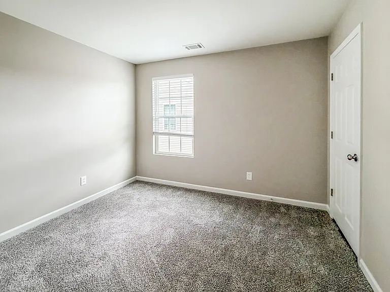 2653 Jordan Ridge Dr — Photo 14