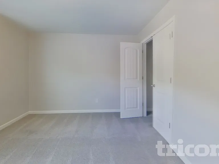 6410 Country Lake Rd — Photo 10