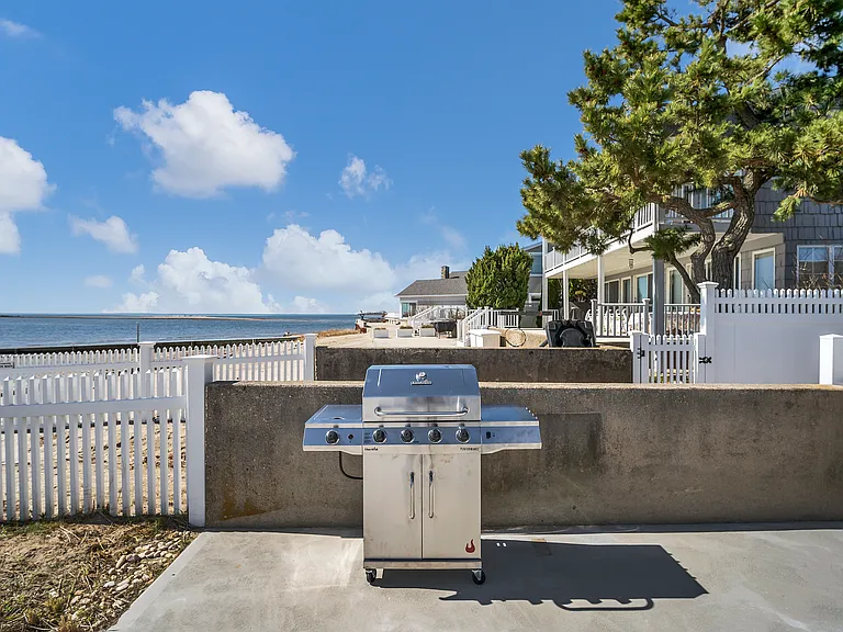 158 Captains Dr — Photo 37