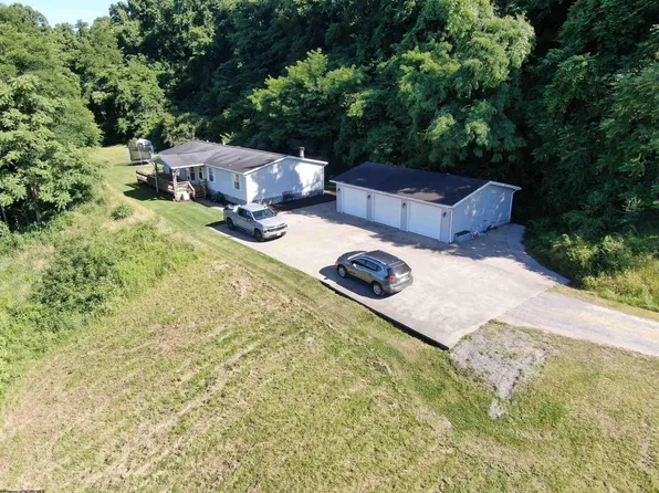 62 Mary Anns Way, Fairmont, WV 26354