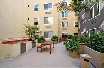 3rd image of 1435 India St Unit 318