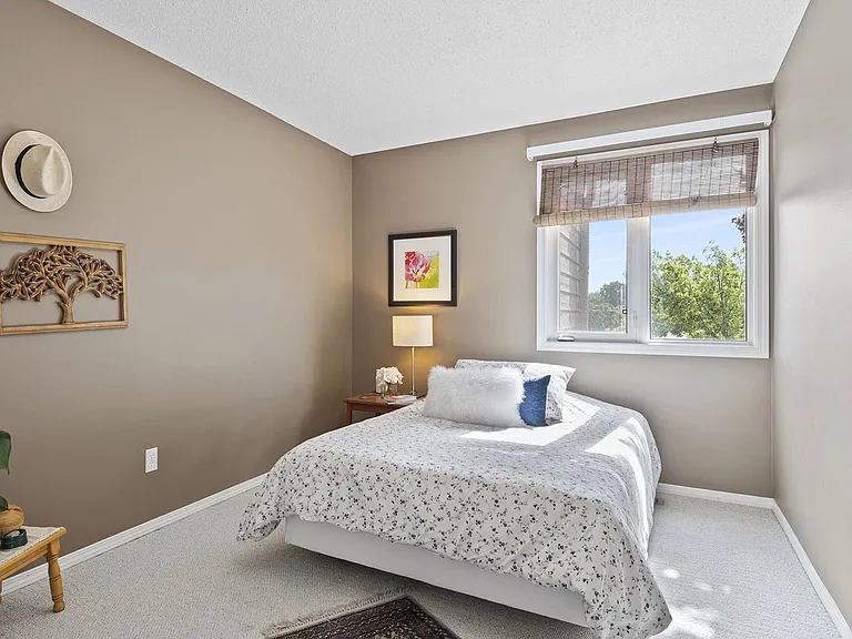41 Akins Dr — Photo 25
