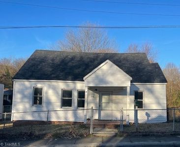 206 Church St, Thomasville, NC, 27360