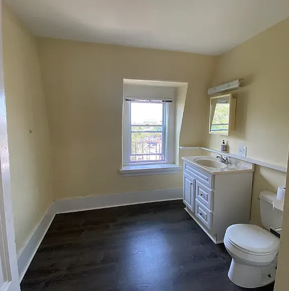 39 Monument Sq #3B — Photo 5