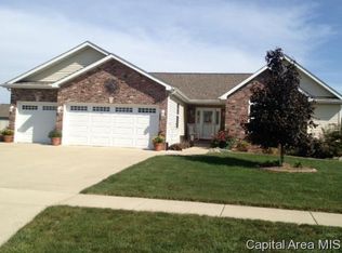 880 Gooseneck Trl, Sherman, IL 62684