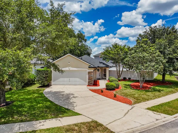 3925 PEBBLE BROOKE Circle, Orange Park, FL 32065